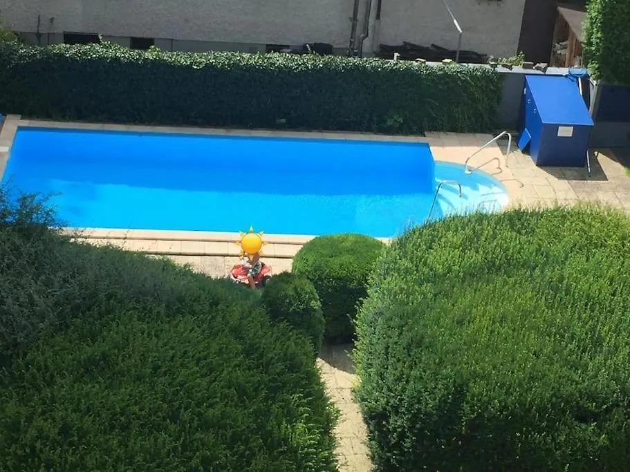 Kj Ferienwohnung Zentral - Swimming Pool - Balkon - Parkplatz Аугсбург